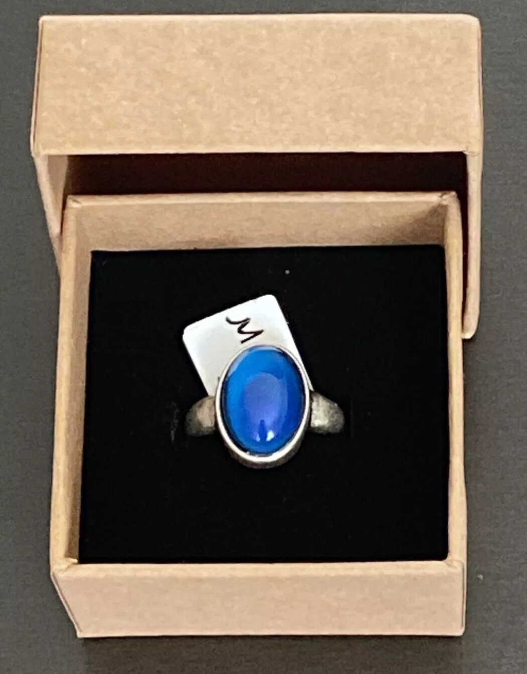 Oval Silver Plated Zinc Alloy Mood Ring Size 8.5 + Gift Box + Color Chart