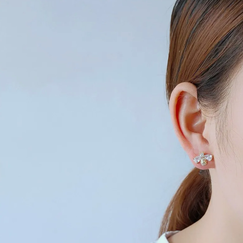 2024 Fashion Gold Women Bee Animal Zircon Earrings Stud Wedding Jewelry Gift New