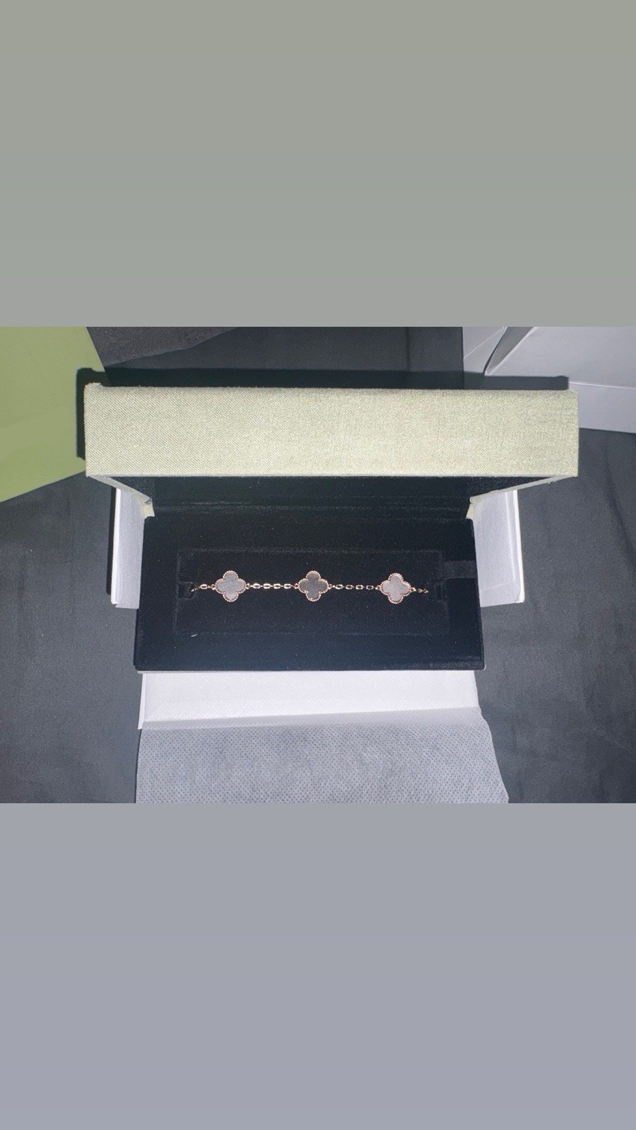 Clover Bracelet Gift Box Set – Elegant Everyday Bracelet