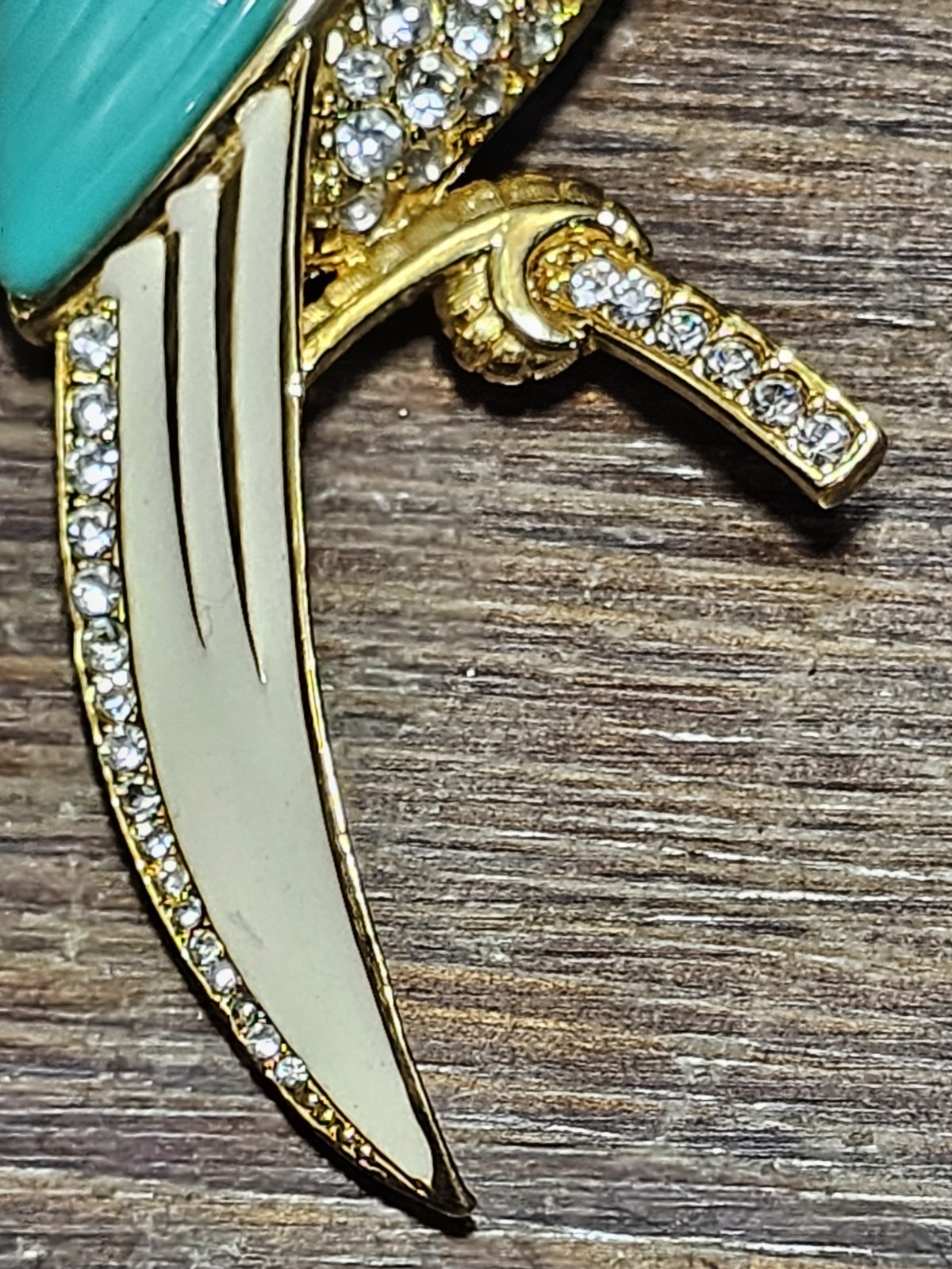 KJL Signed Gold Tone Enamel Toucan Bird Brooch Pin 3in Turquoise/Rhinestone
