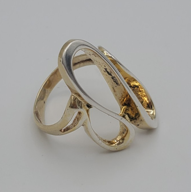 Sterling Silver Ladies Ring Swirl Design Size 5 1/2 No Makers Mark 2 1/2mm x 30m