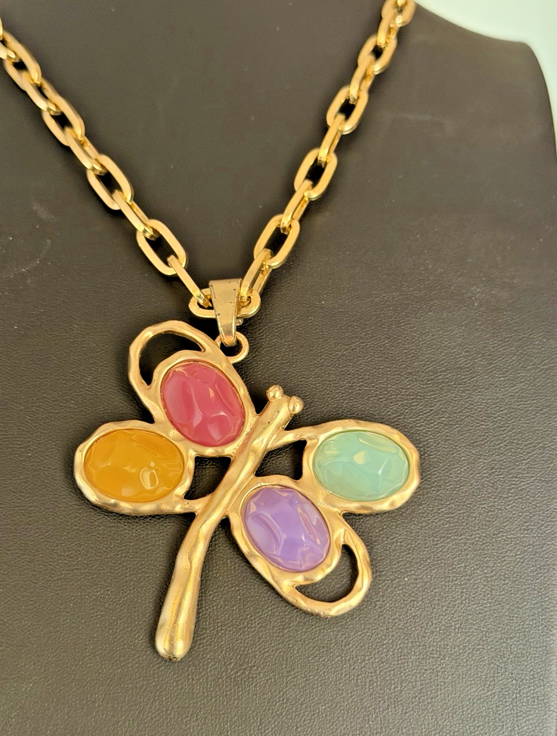 Gold Tone Paperclip Chain Link Necklace Multicolor Dragonfly Acrylic Stones 38″