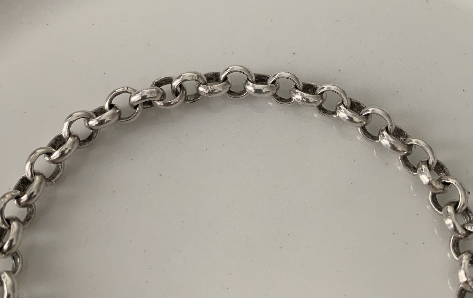 SPARKLING Brighton ARCHIVED BELLA MIA HEART, Circa 2013 Size 8 Inch Bracelet