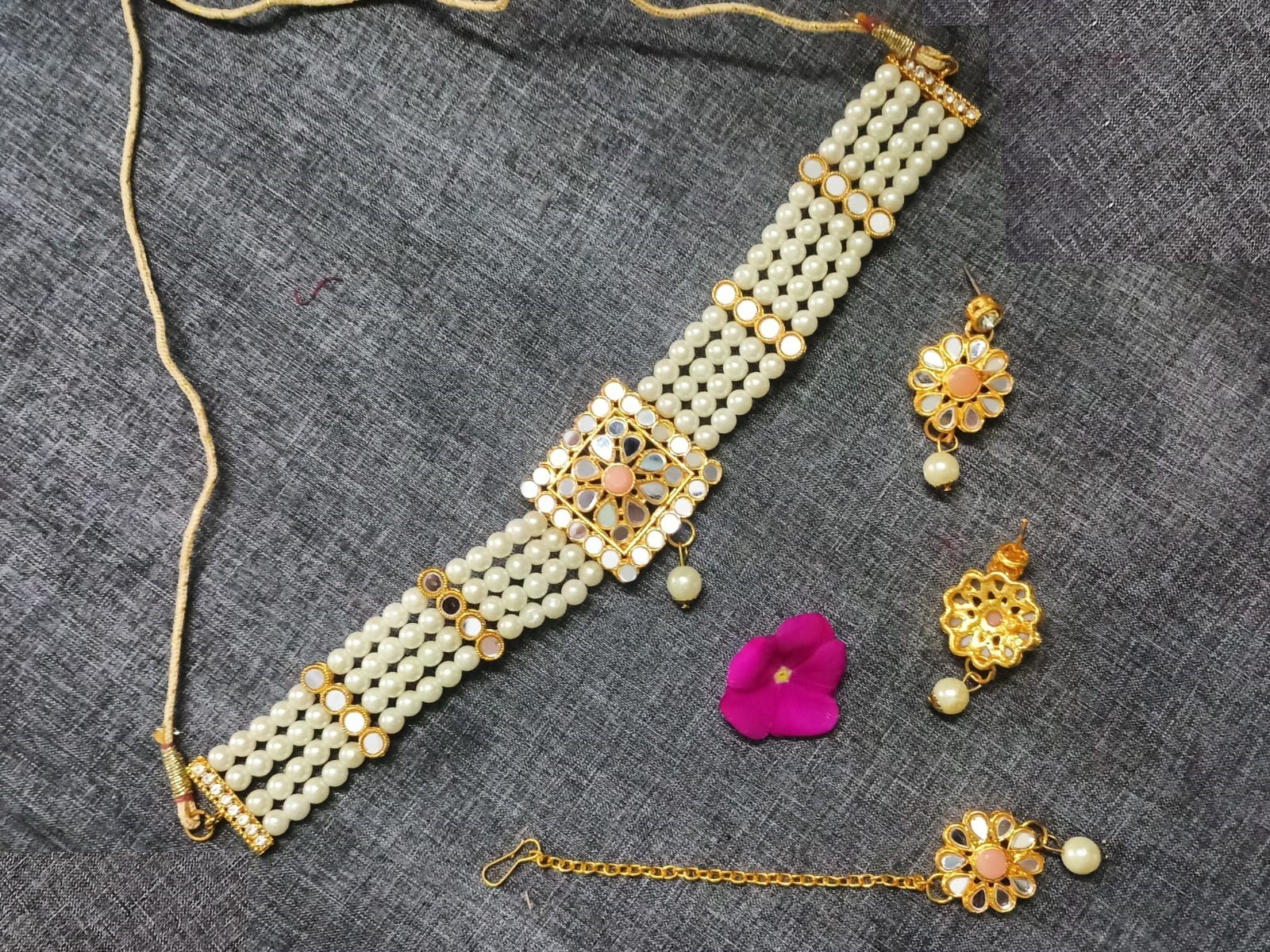 JAYWAR Pearl Mirror Kundan Choker Set with Earrings & Maang Tikka Bridal Jewelry