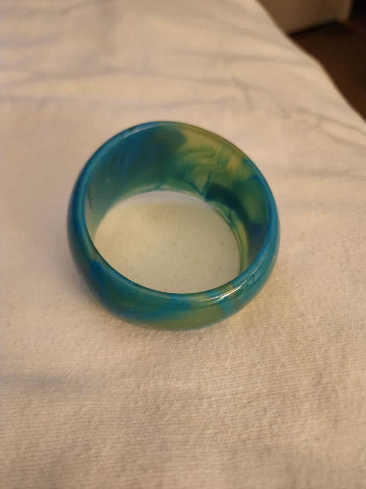 Blue Green Wide Plastic/Resin Bangle Bracelet, Round, No Closure, No Stone