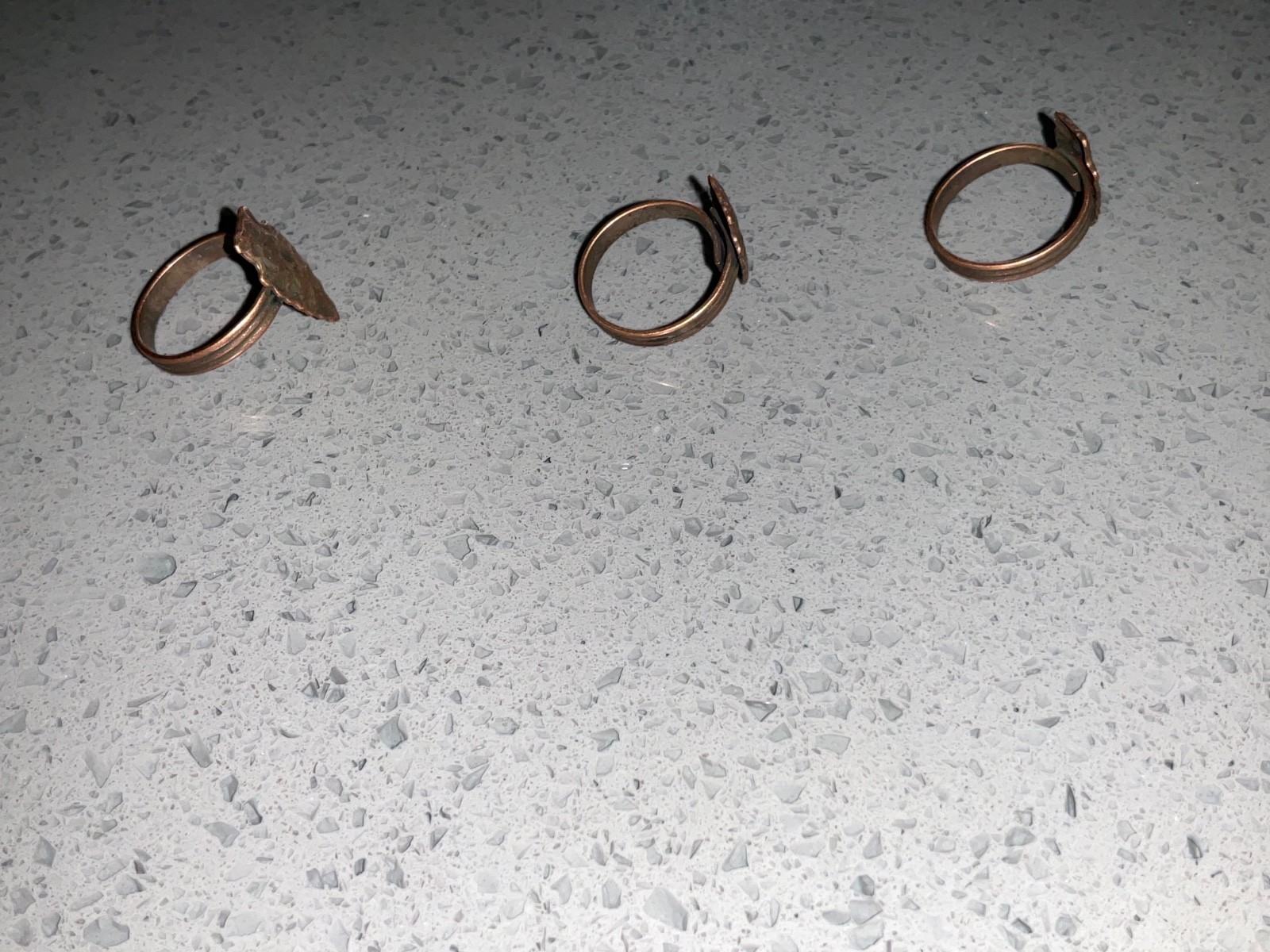 ARROWHEAD RINGS, VINTAGE – 3 IN LOT