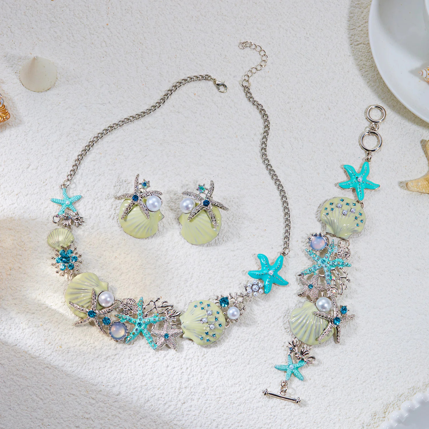 Boho Shiny Starfish Shell Coral Pearl Pendant Necklace for Women Exaggerated Met