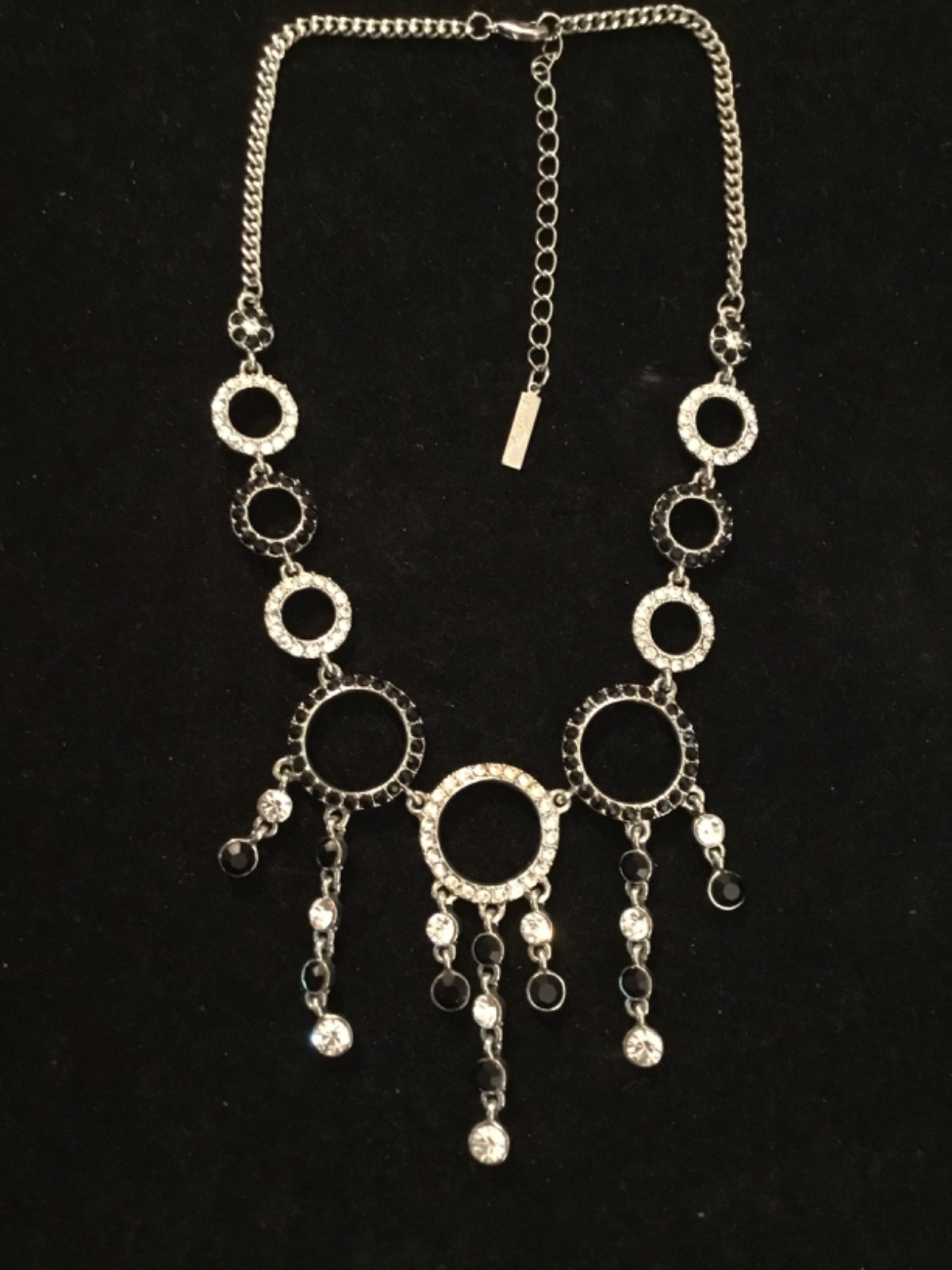 VTG SENSO DI DONNA RHINESTONE NECKLACE SILVER TONE BLACK & CLEAR GLAMOUR-16-19″