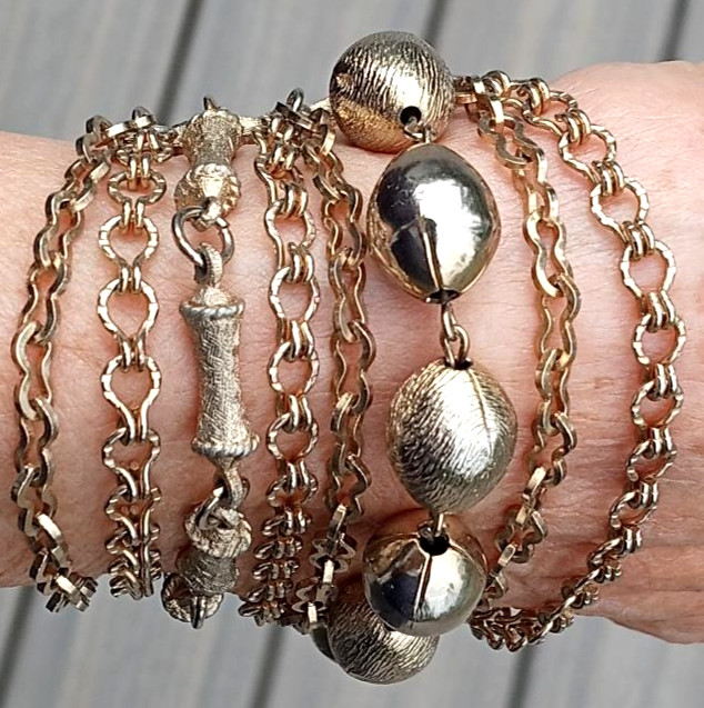 Vintage Gold Color Multi Strand Bracelet Textured Beads Bar Links 7″ No Mark