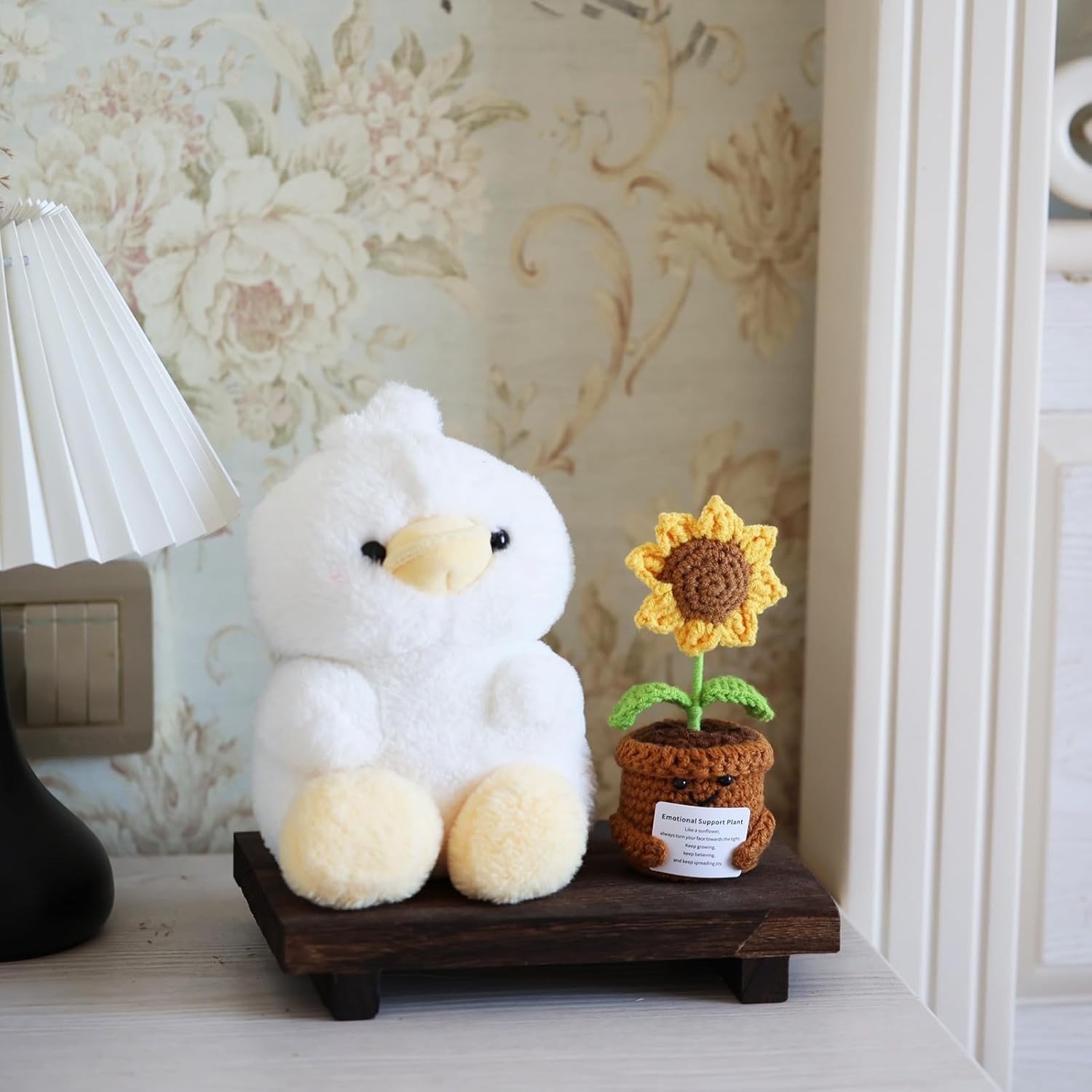 Emotional Support Crochet Sunflower – A Unique Gift for Women’s Inspiration