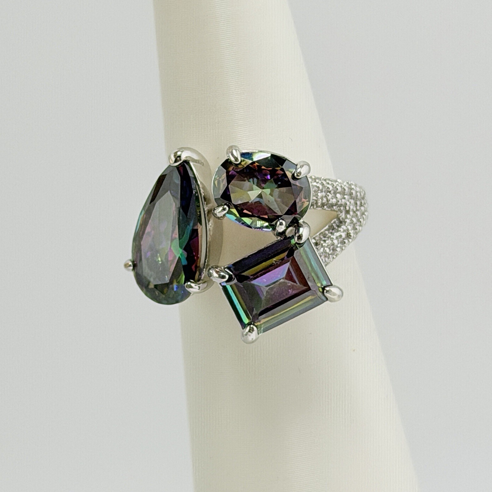 Bomb Party June Ring 2026 Sz 7 RG16989 “She’s Pure Drama” Alexandrite Rhodium