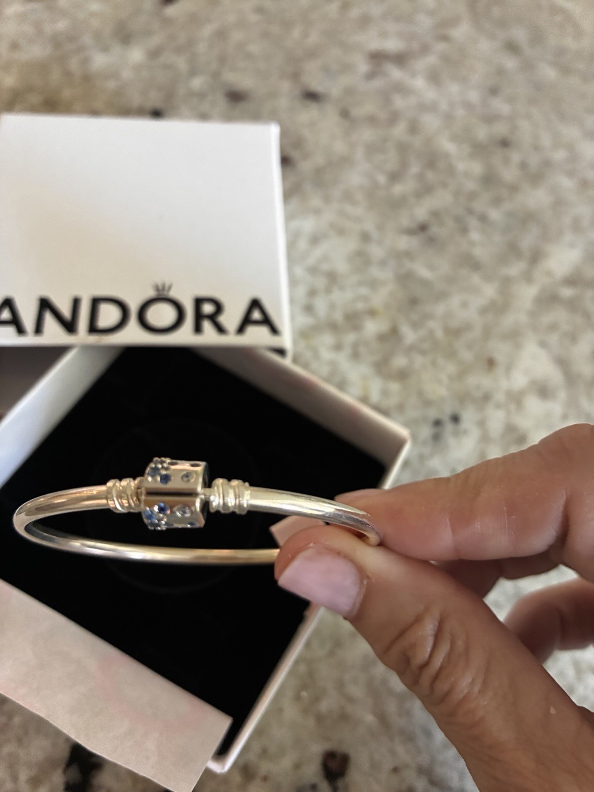 PANDORA 925 Blue Sparkle Barrel Clasp Bangle Brand New In box