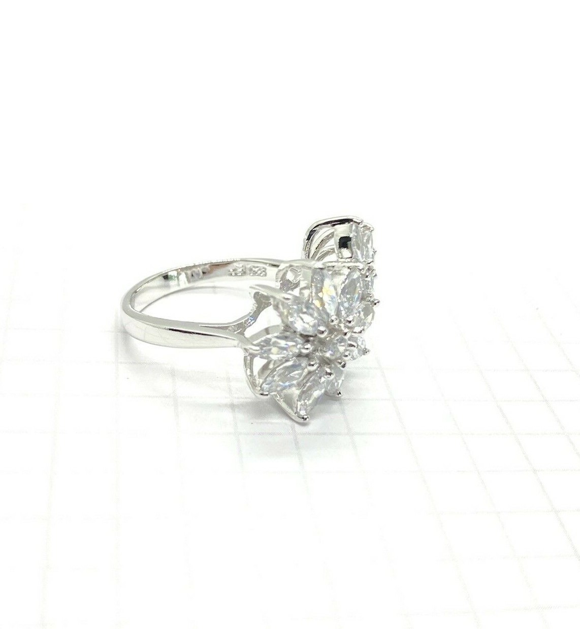 (SIZE 6,7,8,9) Sparkling Double FLOWERS RING Clear CZ Stones 925 STERLING SILVER