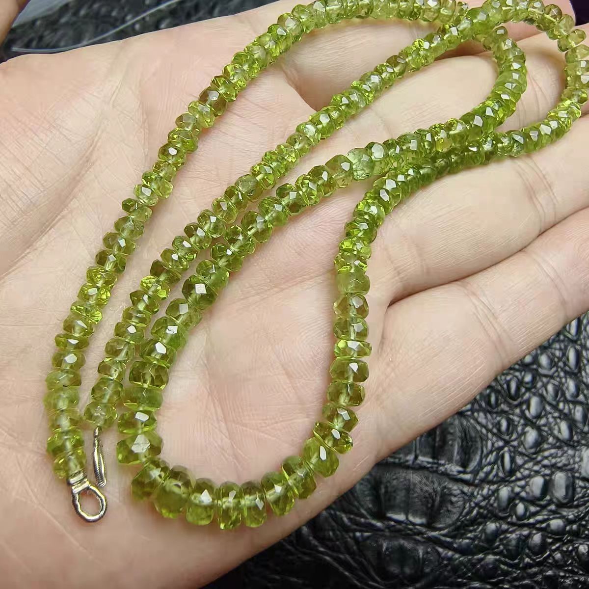 Natural Green Peridot Crystal Clear Abacus Beads Healing necklace 7mm AAAAA