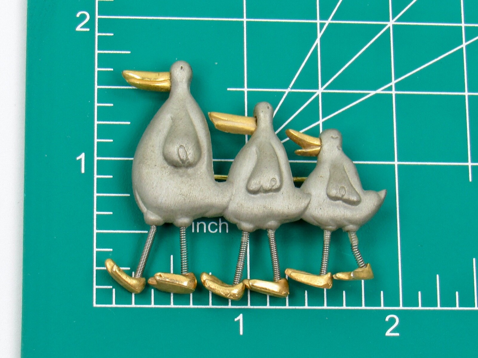 Hallmark Brooch Duck Family Pewter with Spring Coil Legs Trio Three Ducks Pin