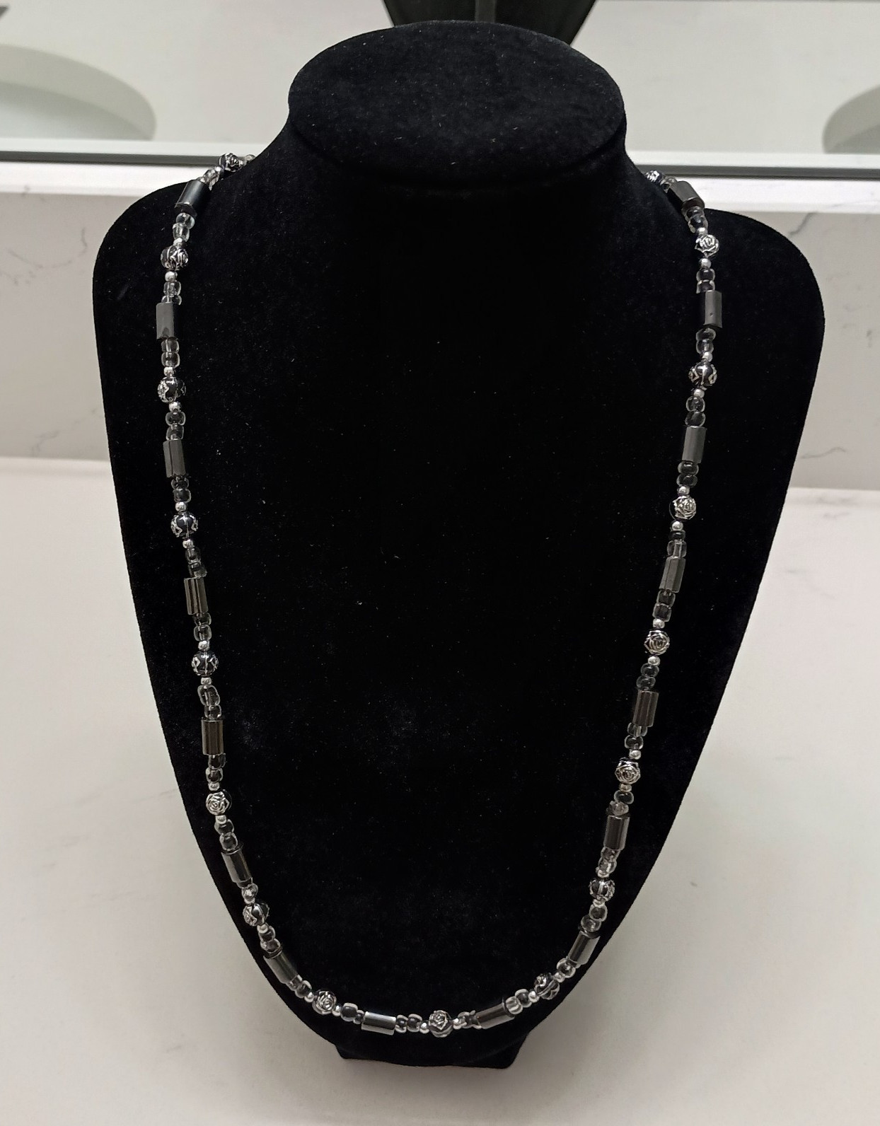 Women’s Black Magnetic Beaded Necklace/Bracelet * 34 Inches Interchangeable