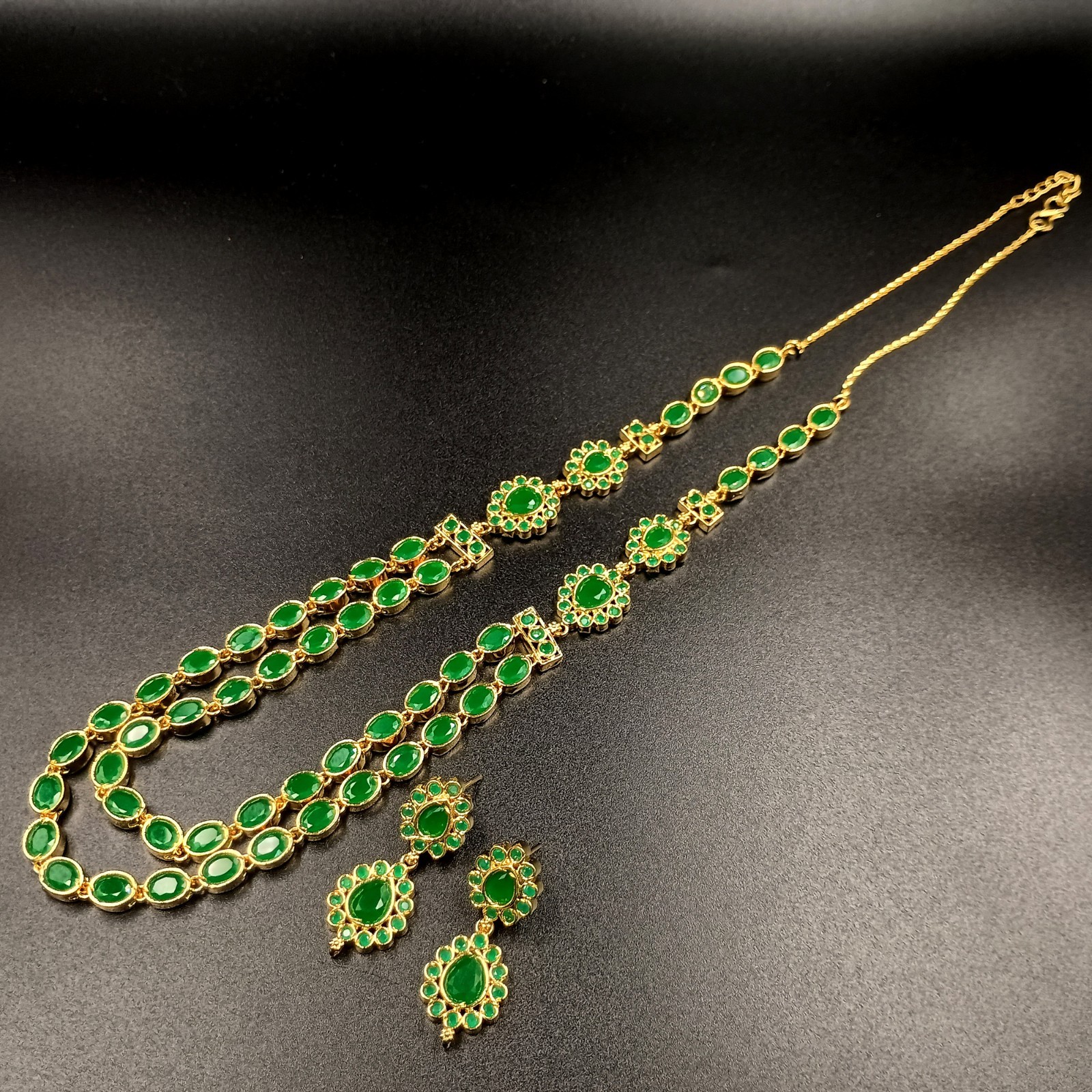 Vintage 2 Layer Green Emerald Choker Necklace Earrings Set 22K Gold Plated Gift