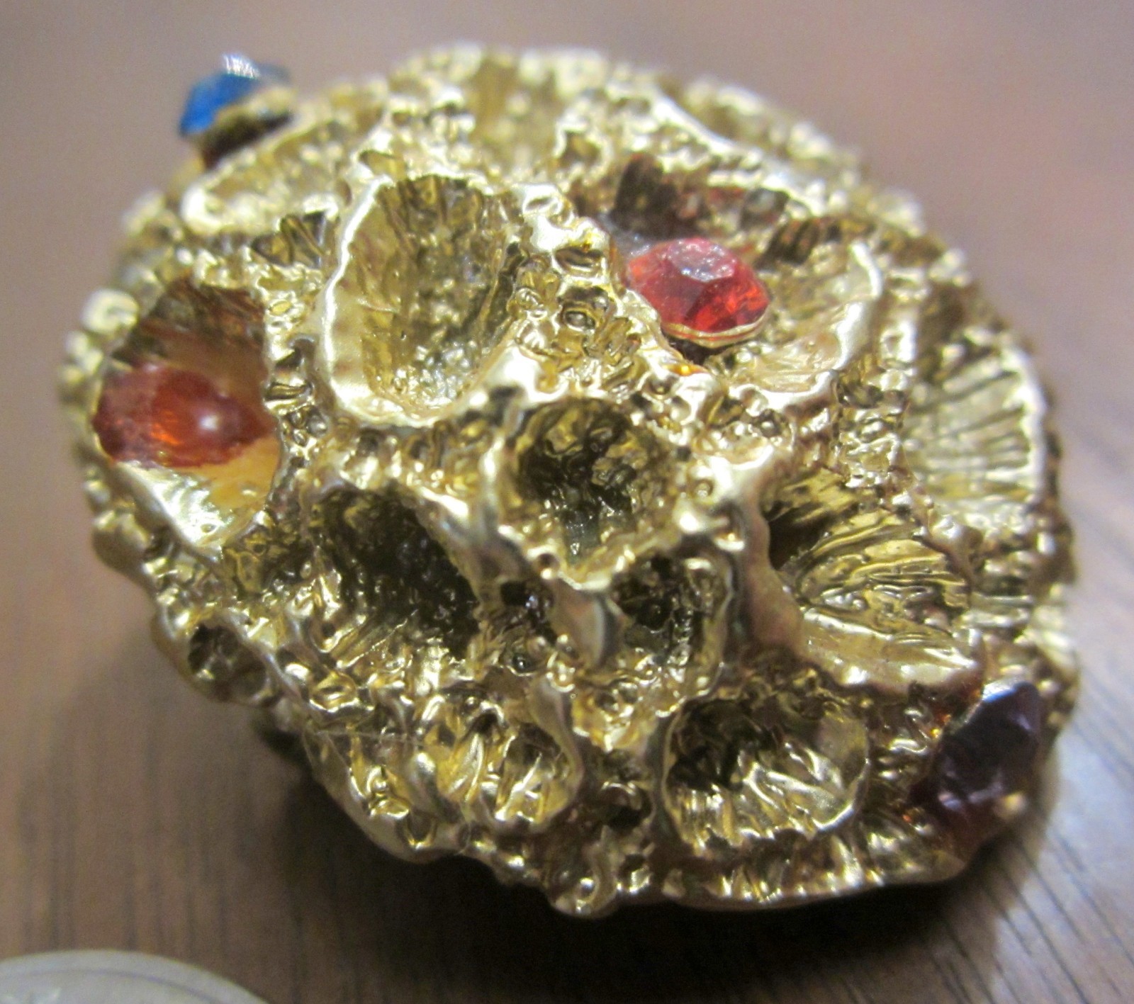 Purple Red Green Blue Rhinestone Gold Clad Coral Type Medallion Lapel Pin Brooch