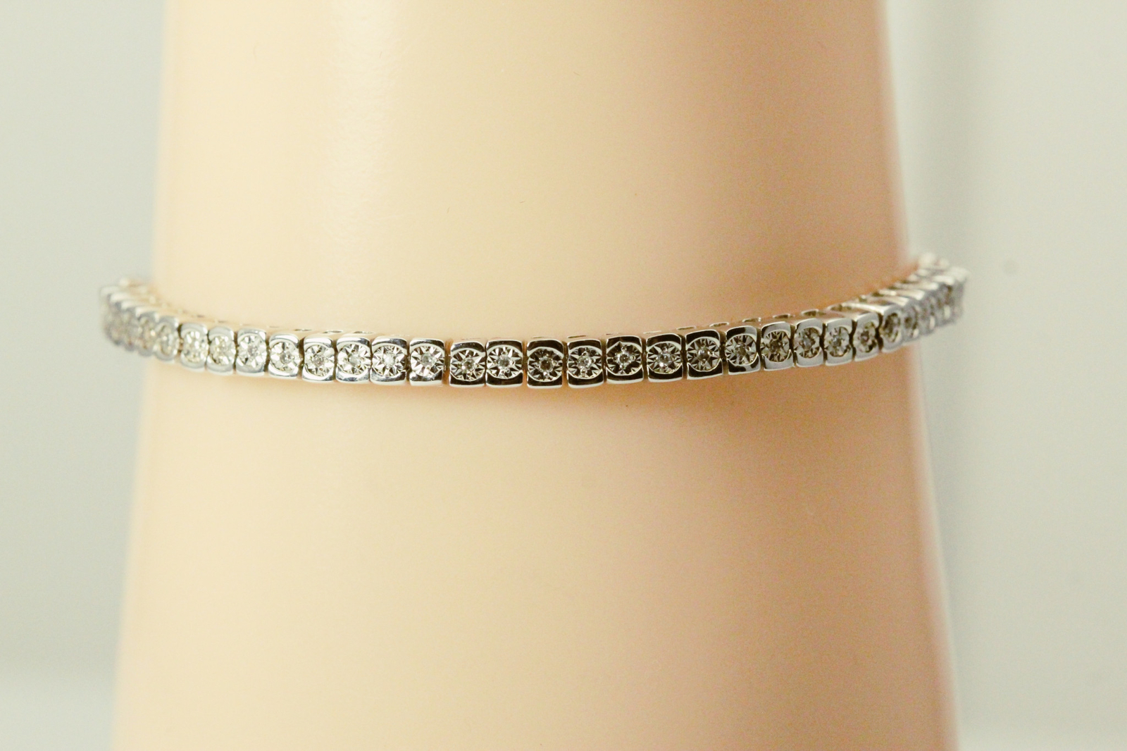 Sterling Silver 925 Adjustable Bracelet with Diamond Accents 9.1 Grams (BR5156)