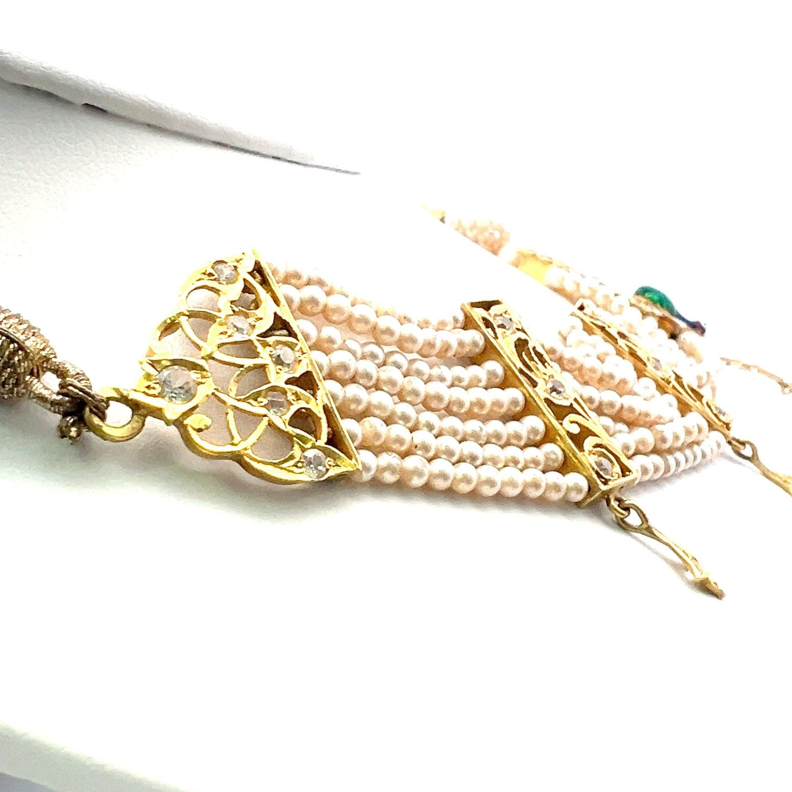 2.50 Carat Round Brilliant CZ 22 Karat Yellow Gold Peacock Motif Necklace