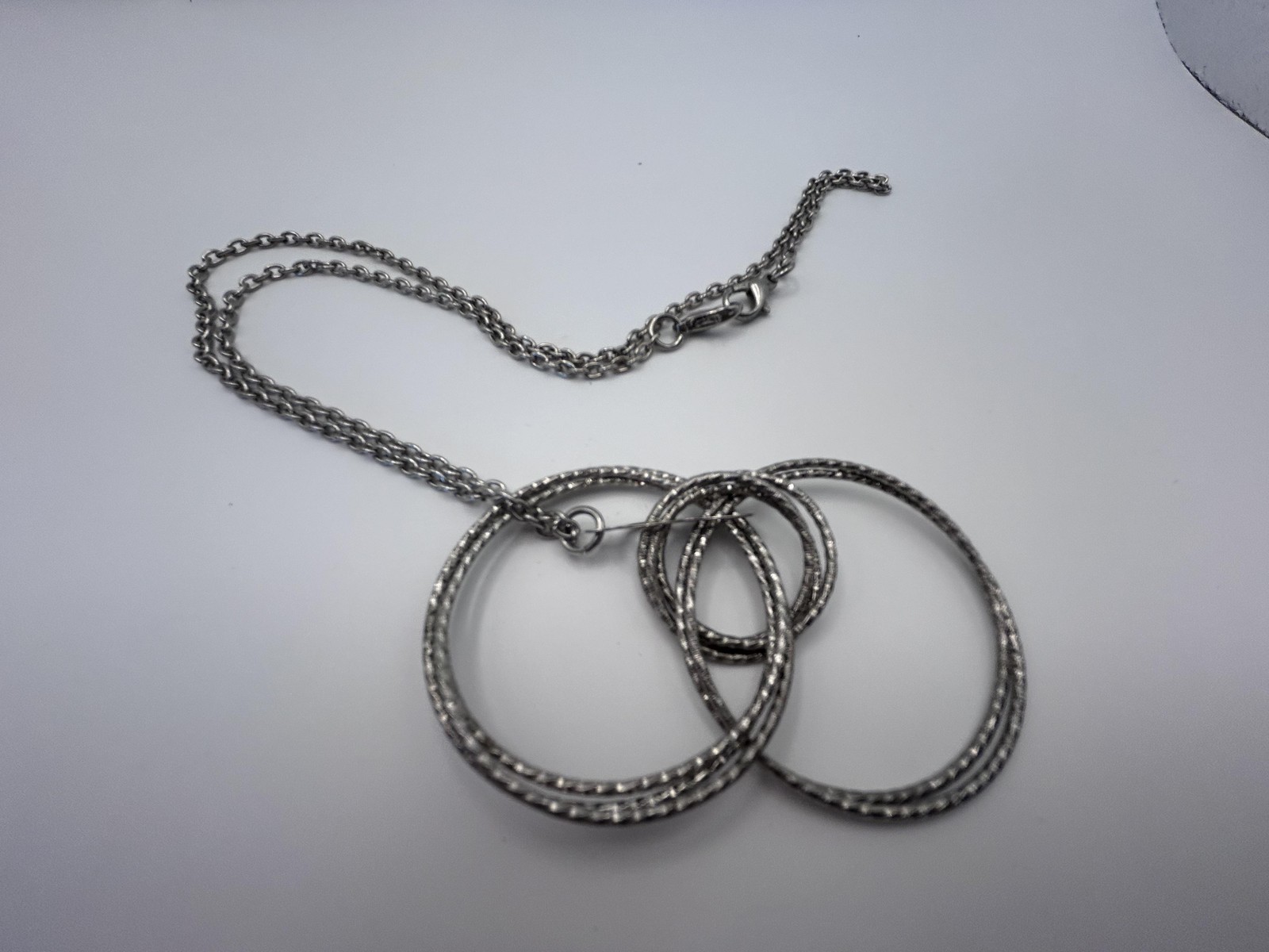 Necklace Silver Tone Statement Interlocking Circle Pendant Womens 30 Inch