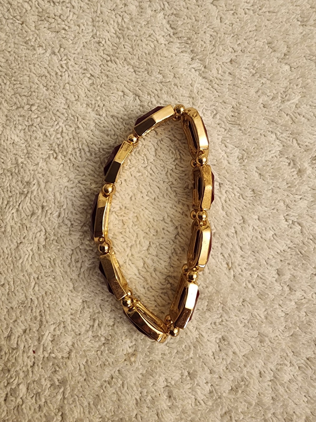 Avon Seek Triumph Stretch Bracelet