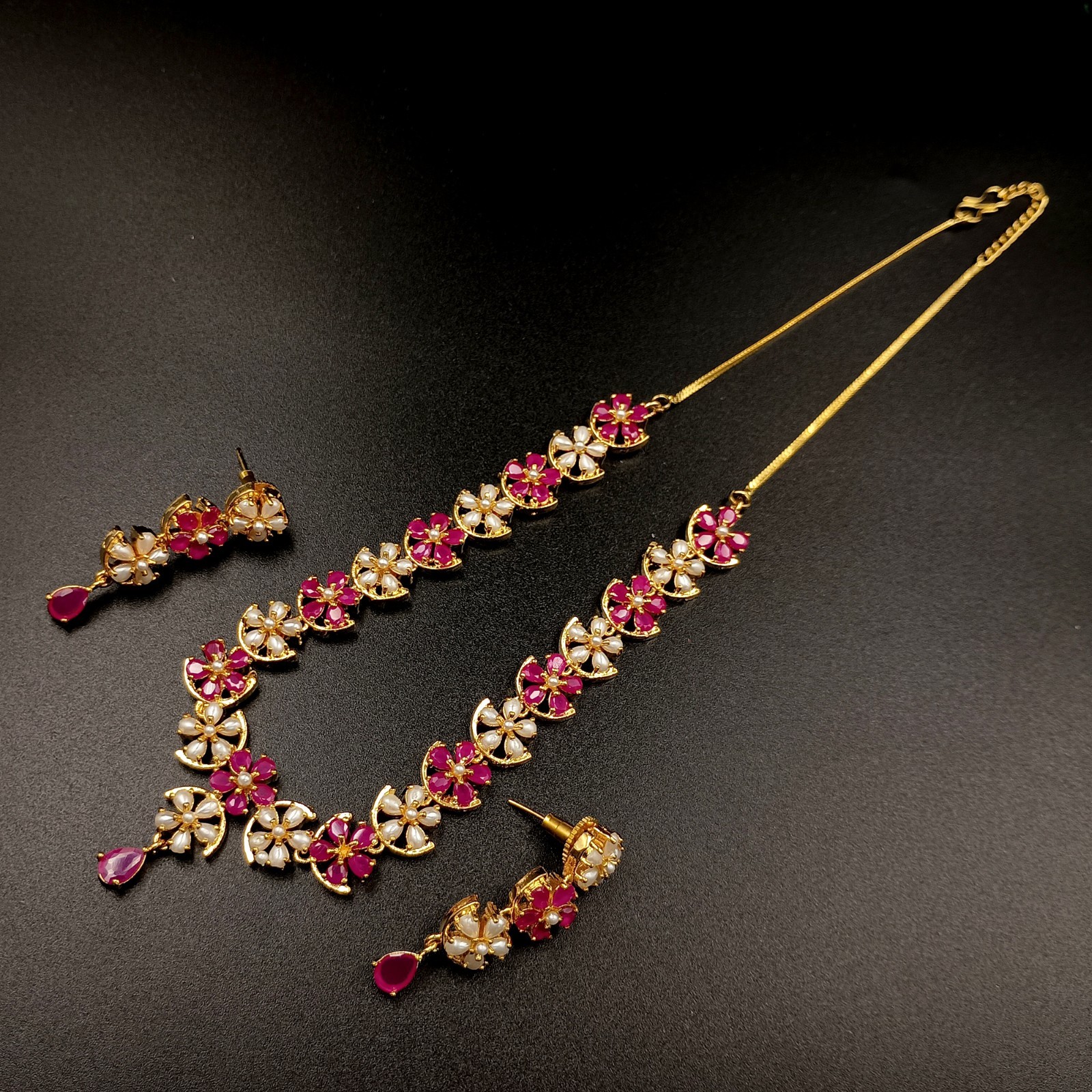 Traditional 22K Gold Plated Floral Ruby Pearl Necklace Set Statement Jewelry