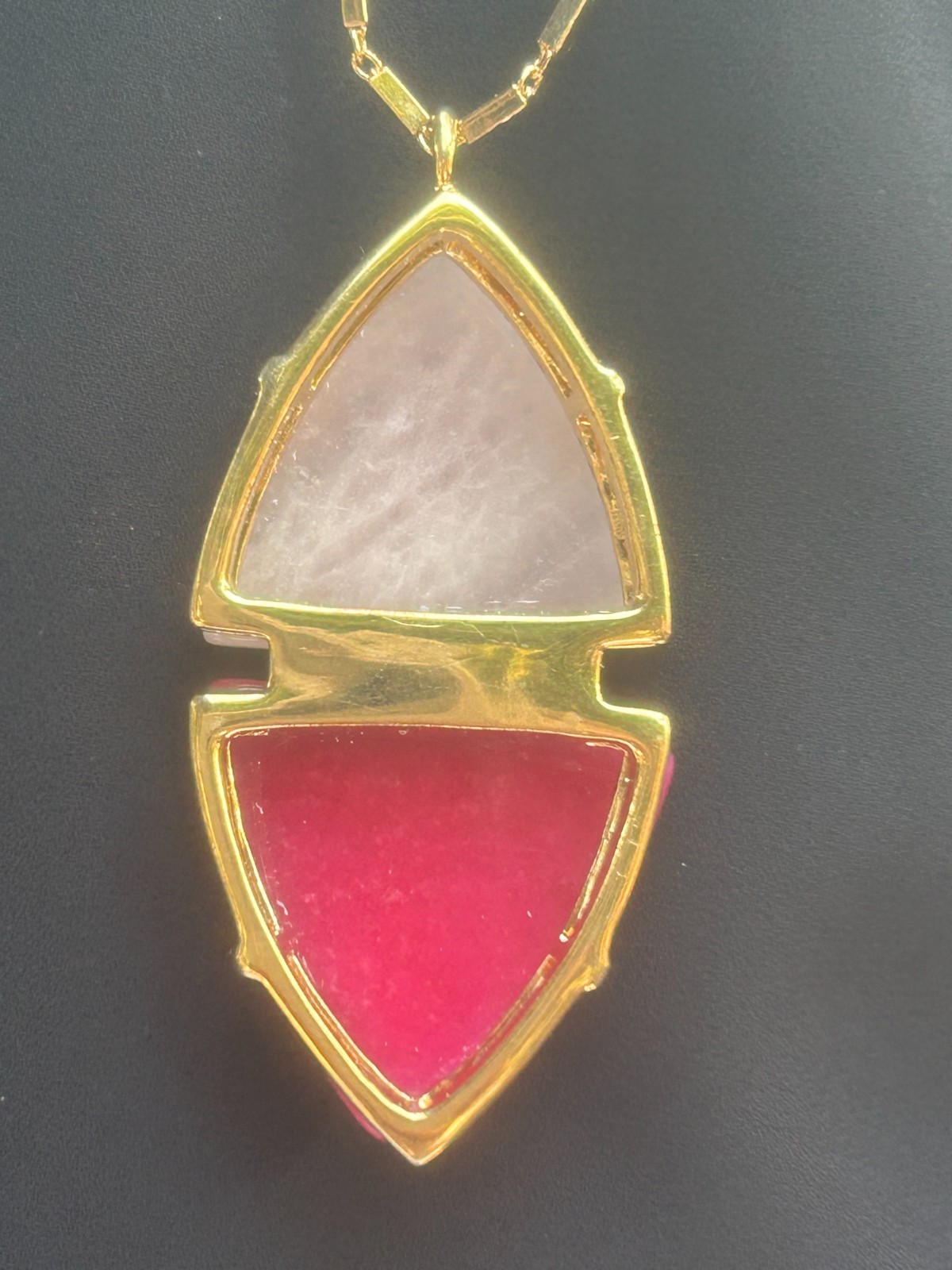 PREMIER DESIGNS GEOMETRIC SPLIT TRIANGLE PENDANT NECKLACE TONE MAGENTA PINK WHIT