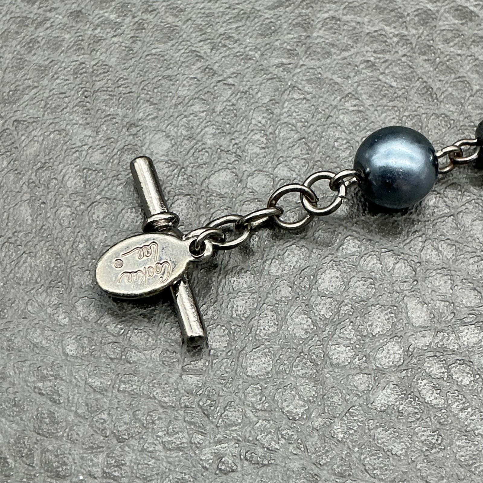 Cookie Lee Bracelet Silver Tone Gray Beaded Womens 8 Inch Toggle Clasp Jewelry