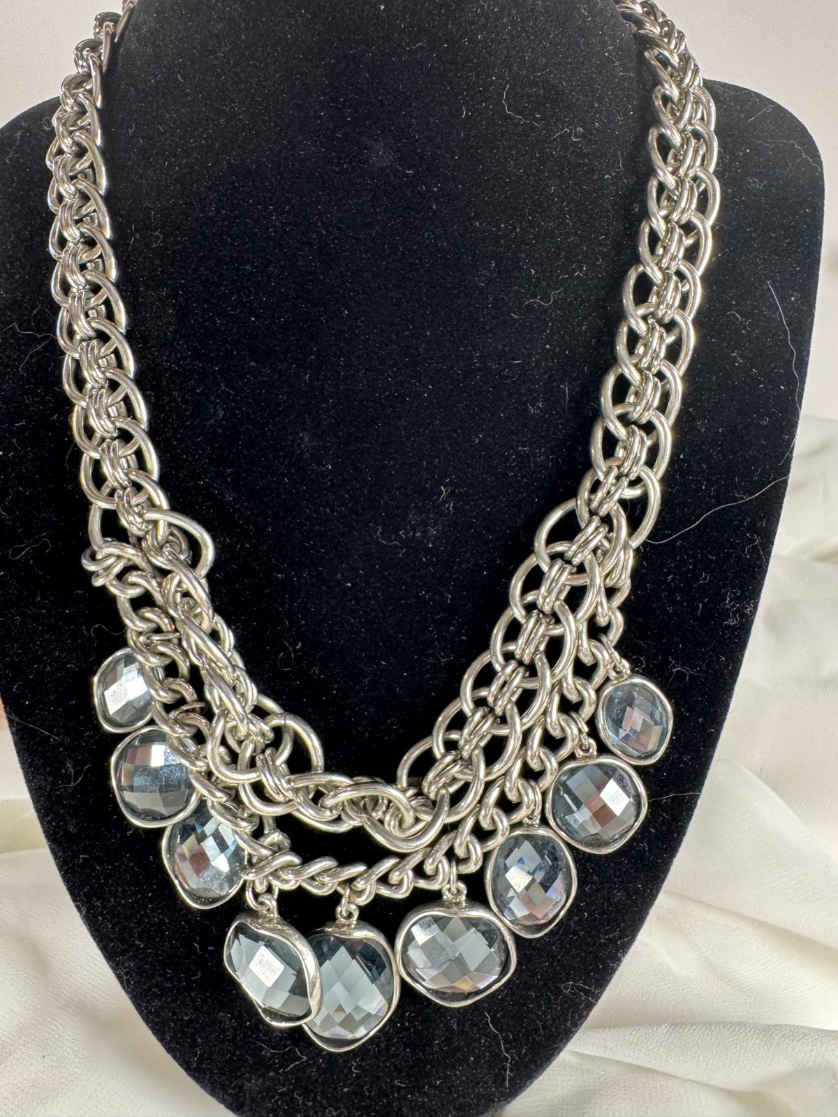 Chunky Silver Tone Chain Necklace Faceted Gray Glass Crystal Statement Bib Neckl