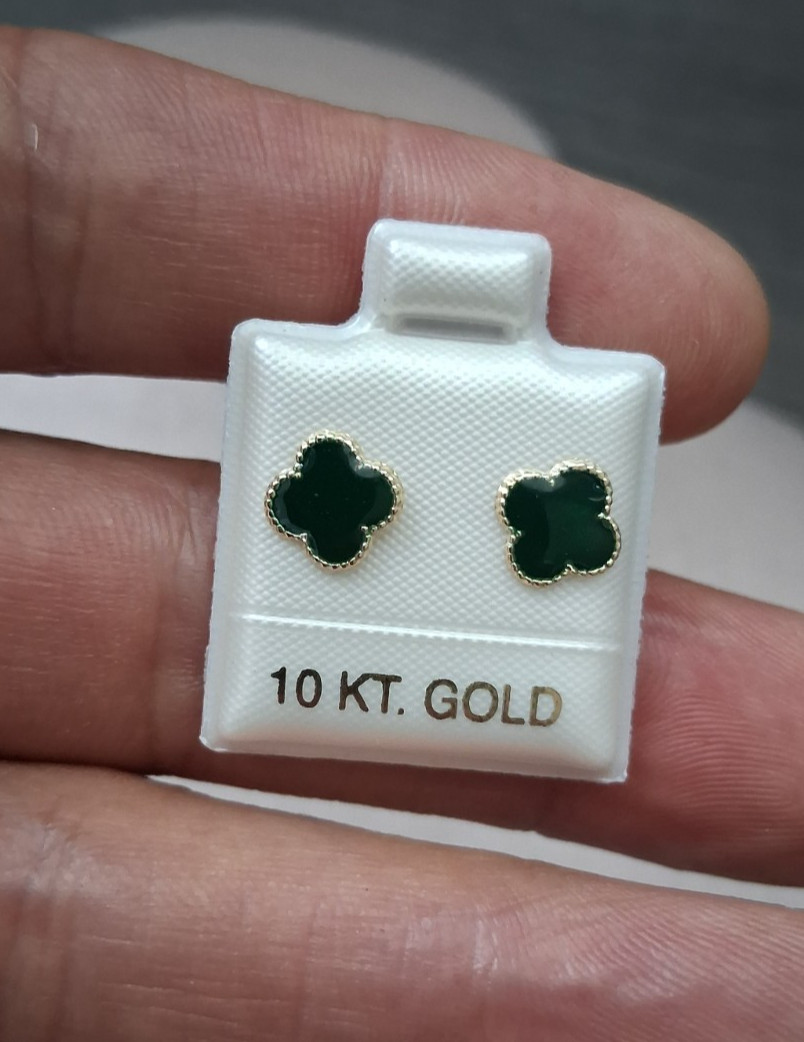 Aretes Broquel flor de 10K / 10k Studs Earrings flower style. dark green.