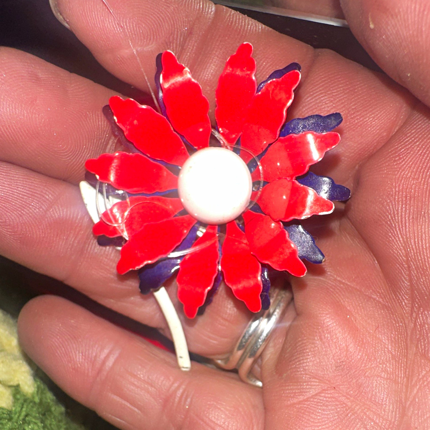 Red White Blue Enamel Flower Brooch Pin Metal Flowers & Plants No Stone