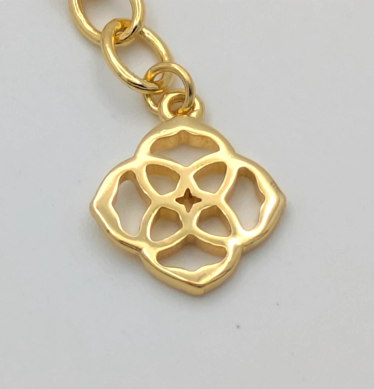 Kendra Scott Gold Plated Adj. Leanor Bar Pendant Necklace in Blue Cats Eye