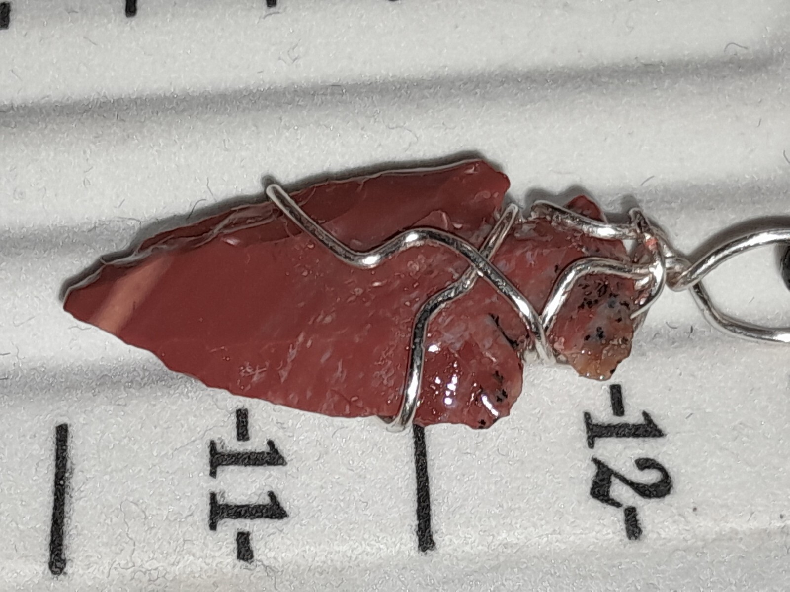 Natural jasper Arrowheads necklaces male female red pendants jewelry Gift unisex