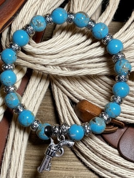 Wendy’s Western Charms Cowgirl Turquoise Beaded Charm Stretch Bracelet 6in