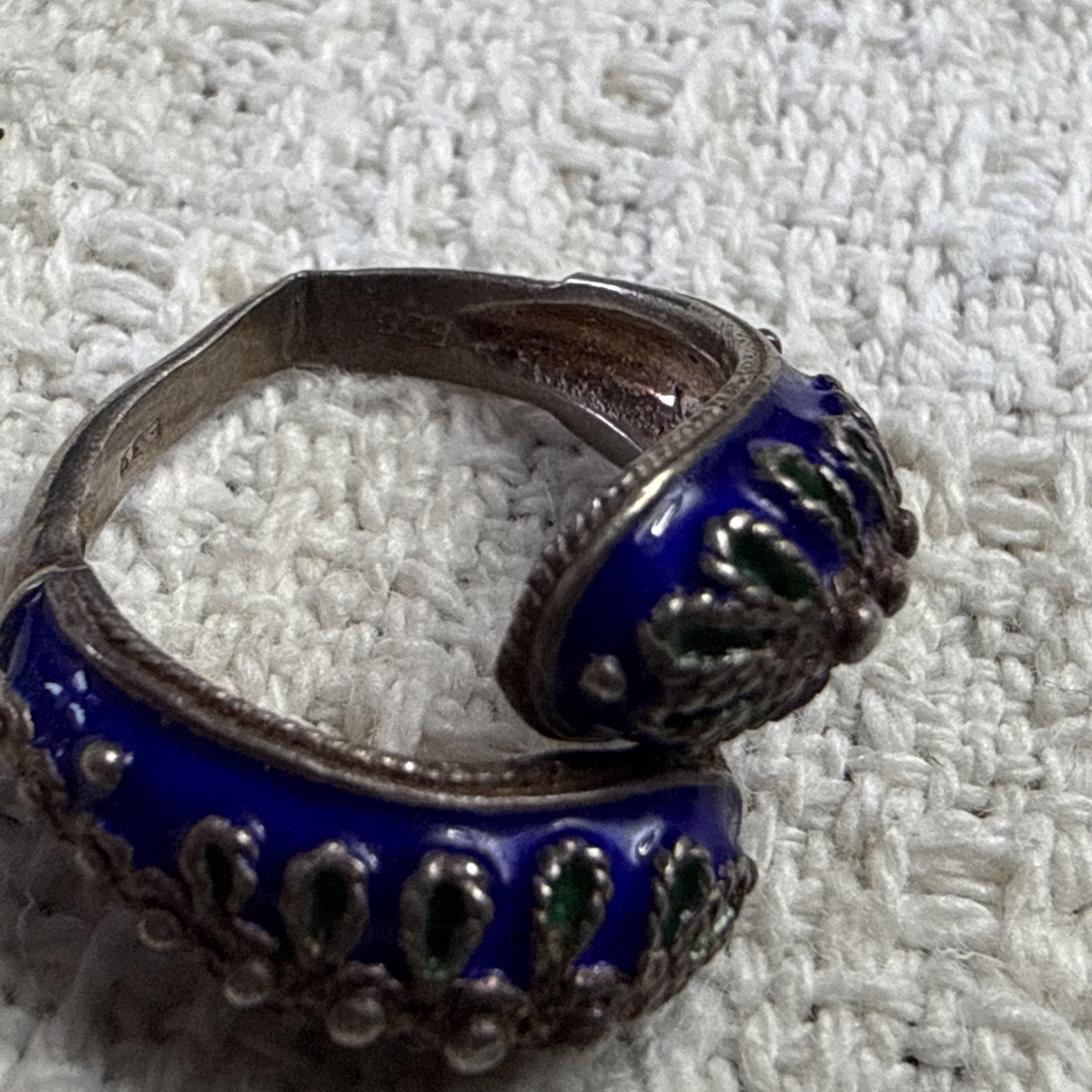 Vintage Ring silver 925 intricately crafted enamel Snake Victorian Style Blue