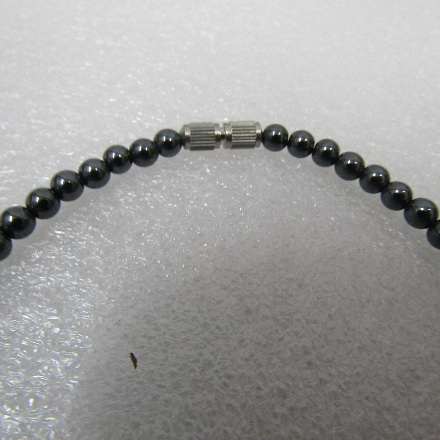 Women’s Jewelry Black Necklace Hematite Beads None Magnetic