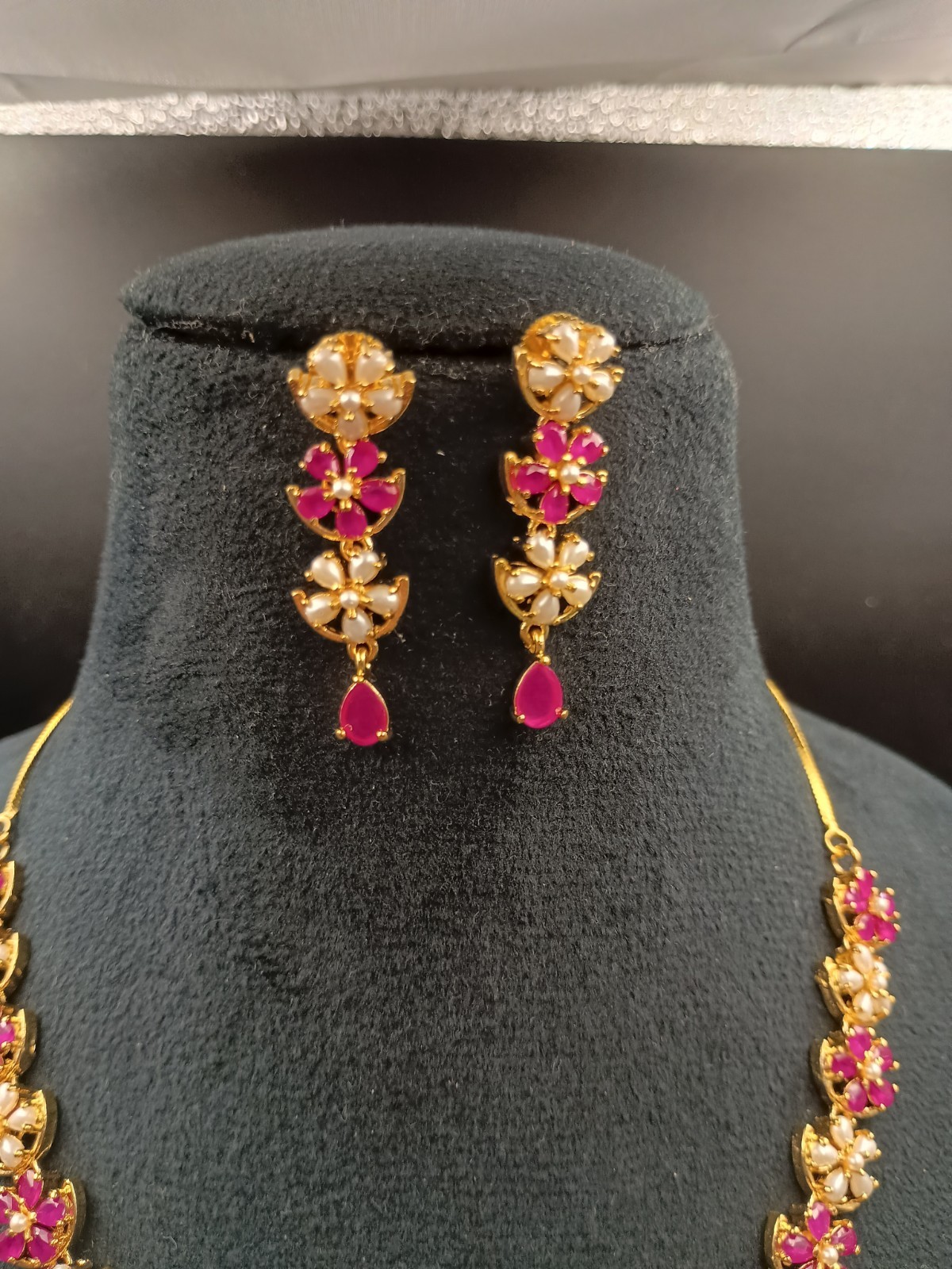 Traditional 22K Gold Plated Floral Ruby Pearl Necklace Set Statement Jewelry