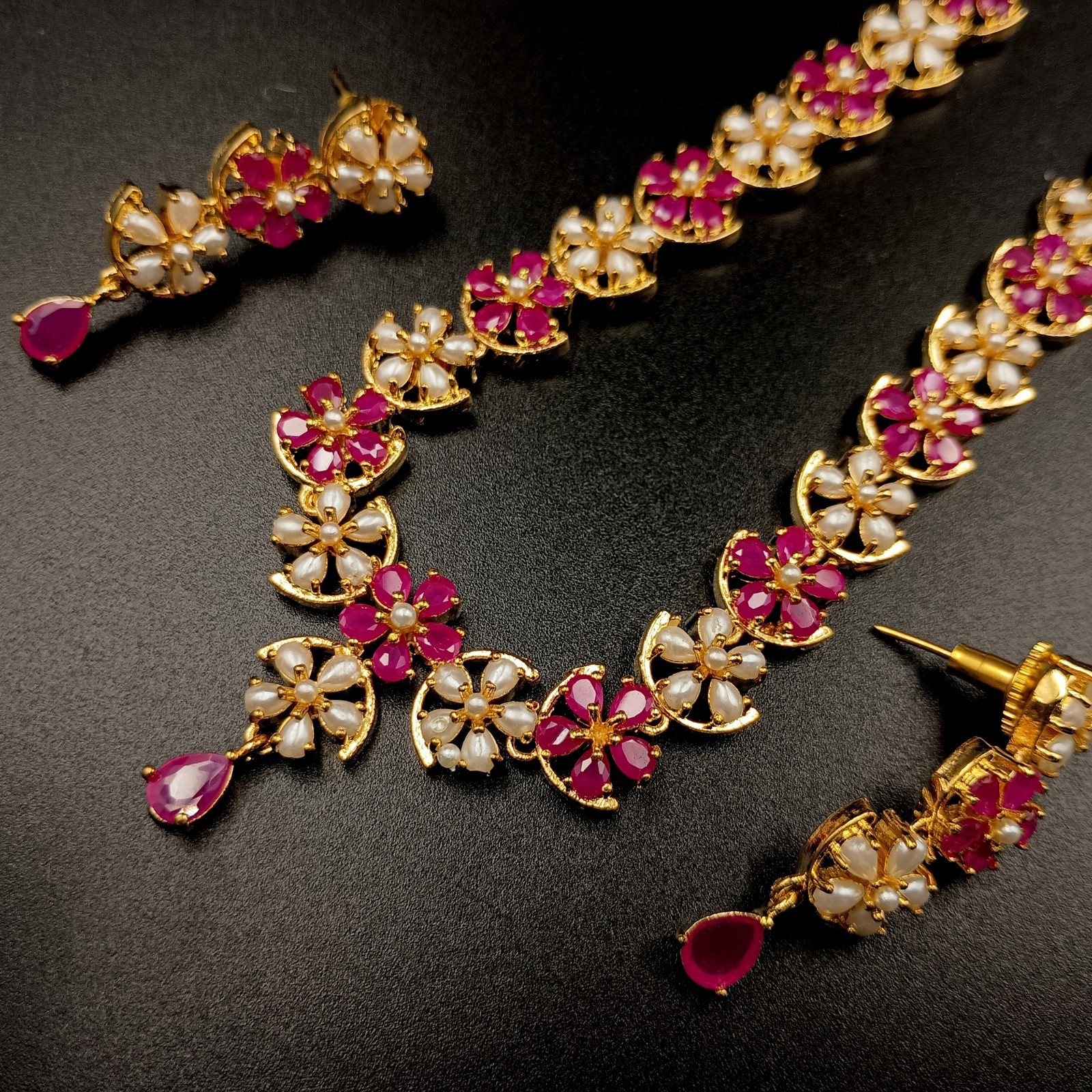 Traditional 22K Gold Plated Floral Ruby Pearl Necklace Set Statement Jewelry
