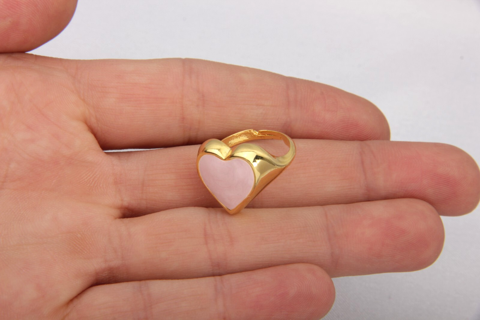 17-18mm 24k Shiny Gold Heart Rings, Pink Enamel, Gold