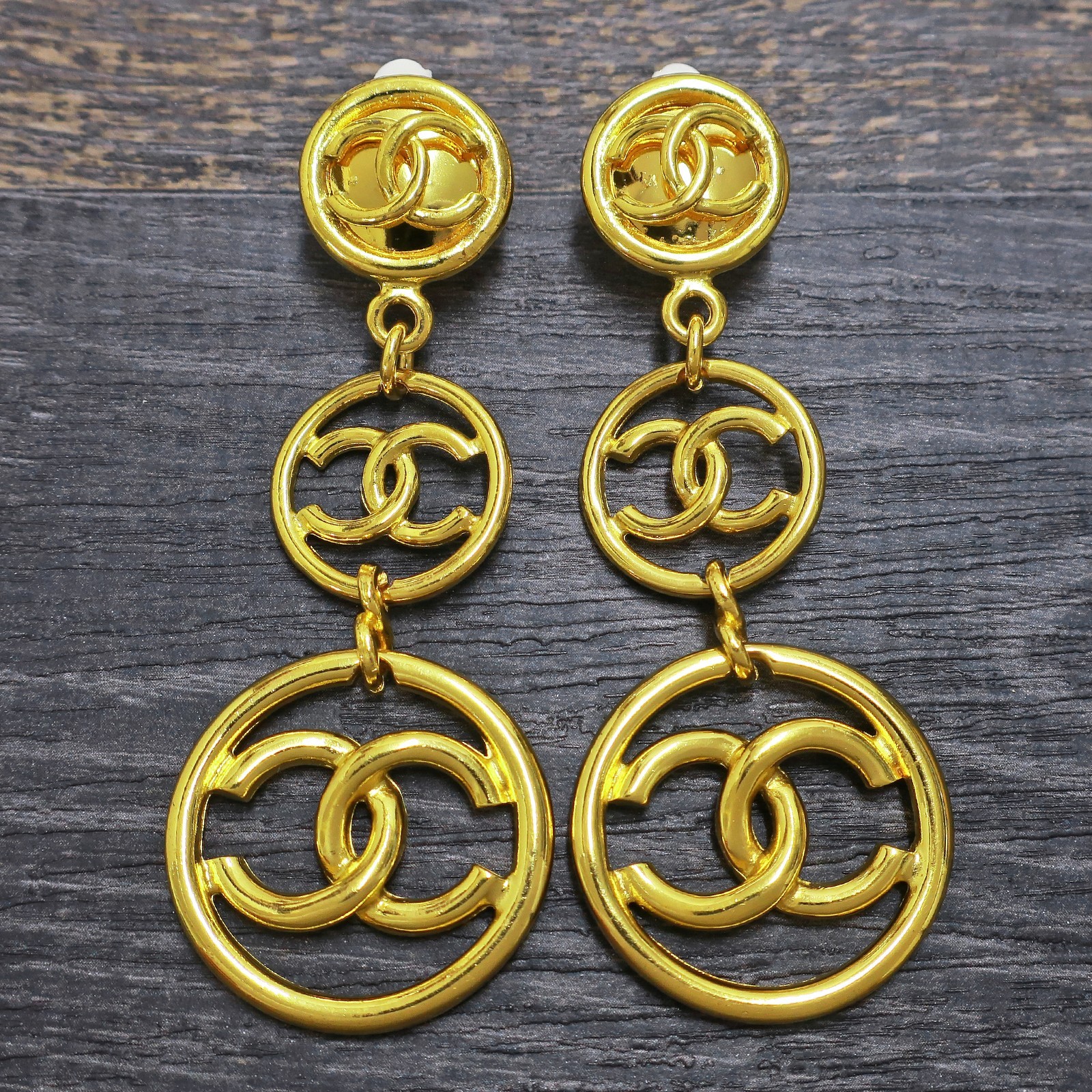 CHANEL Gold Plated CC Logos Round Swing Vintage Clip Earrings #1256c Rise-on