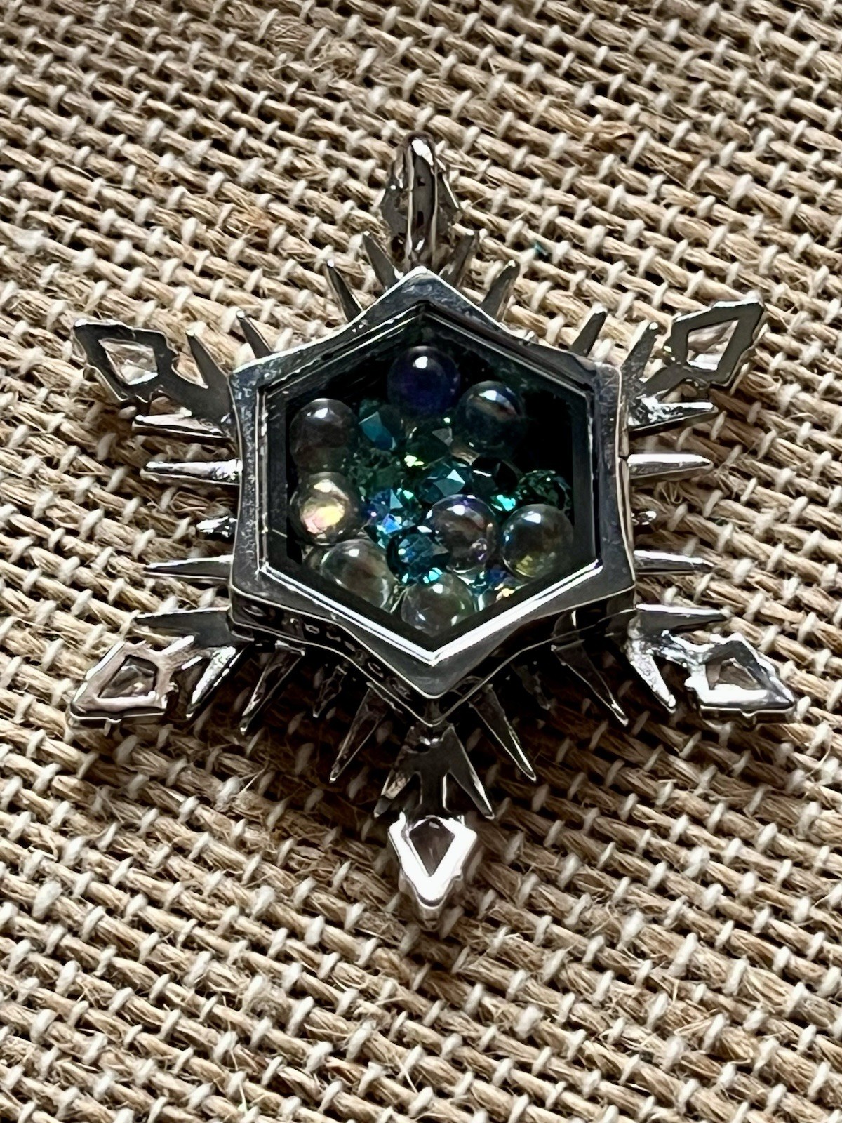 Origami Owl Disney Frozen Snowflake Hinge Locket With Stardust NIB