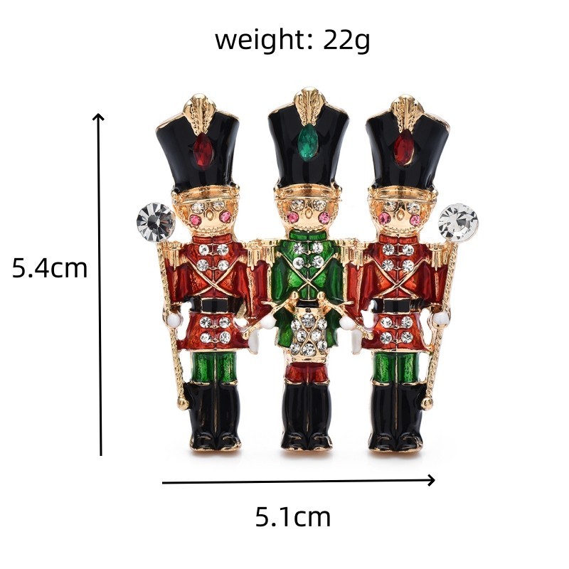 Royal Guard Enamel Brooch Soldier Lapel Pin Metal Badge Hat Jewelry Gift