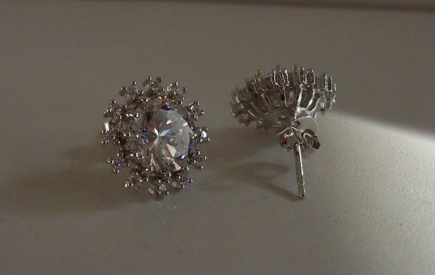 SNOW FLAKE SHAPE STUD EARRINGS 3.50 CT ACCENTS /925 STERLING SILVER/ 12MM