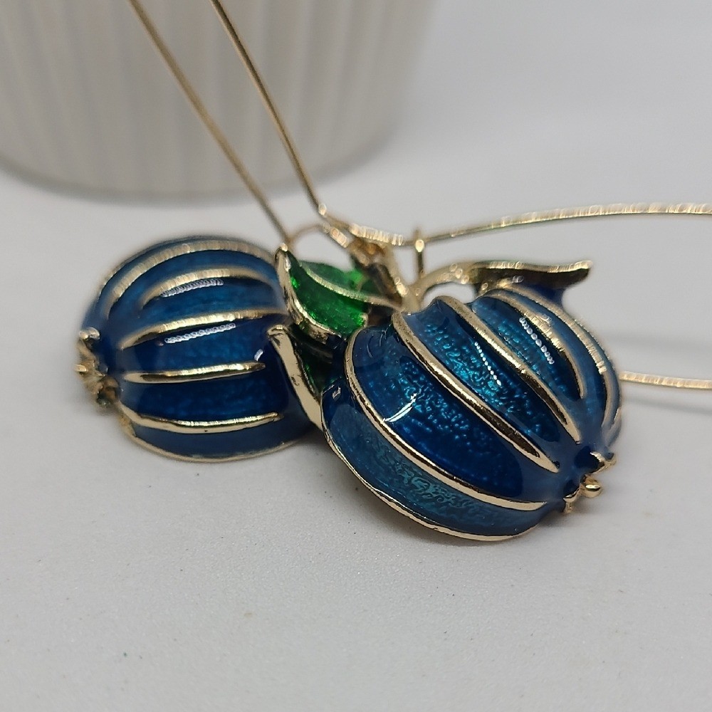 Elegant Blue and Green Pumpkin Dangle Drop Earrings NWOT Ladies Fall Outdoor