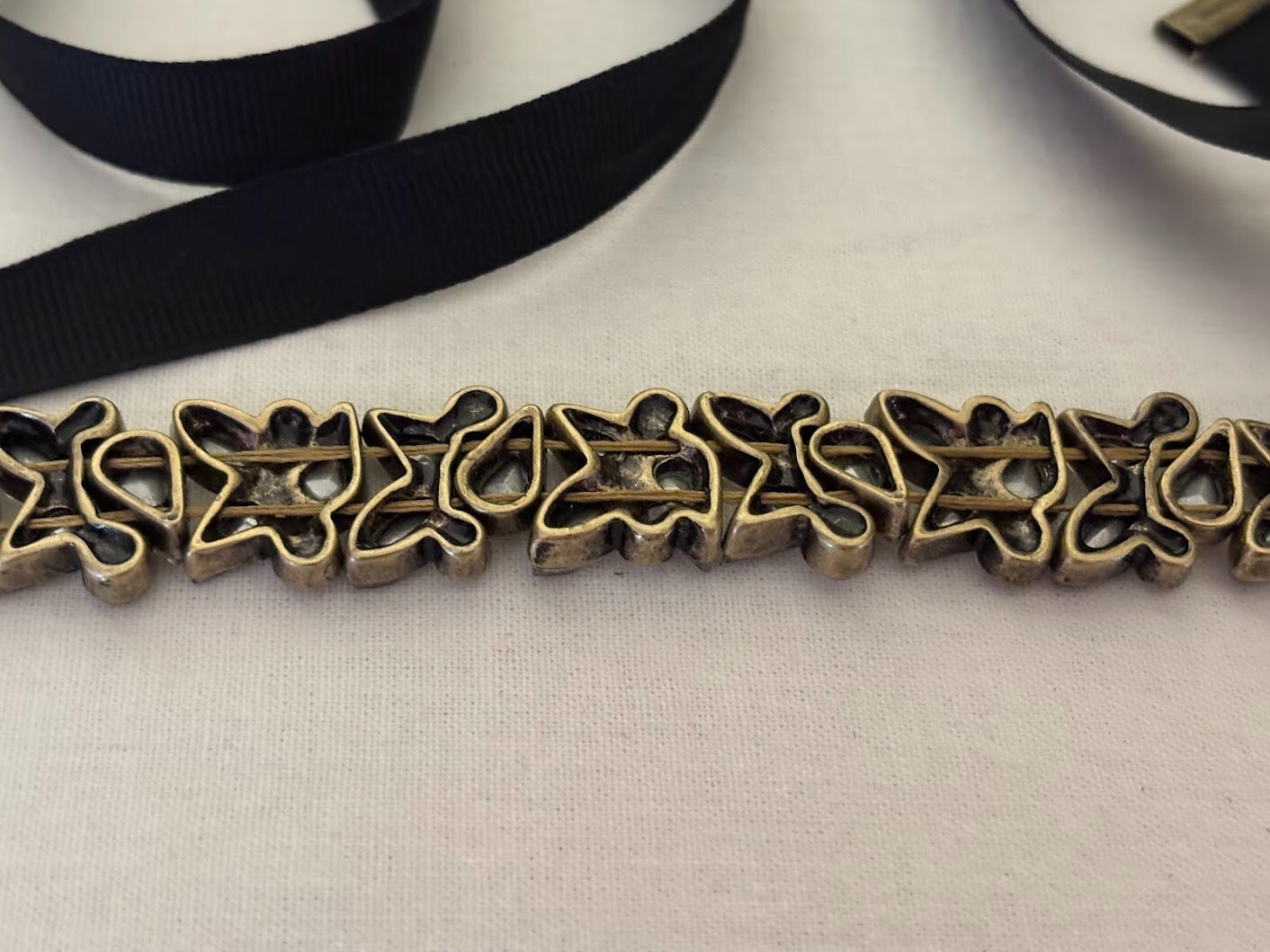 BaubleBar Black with Crystals Necklace (34 inches) with pouch for any occasion