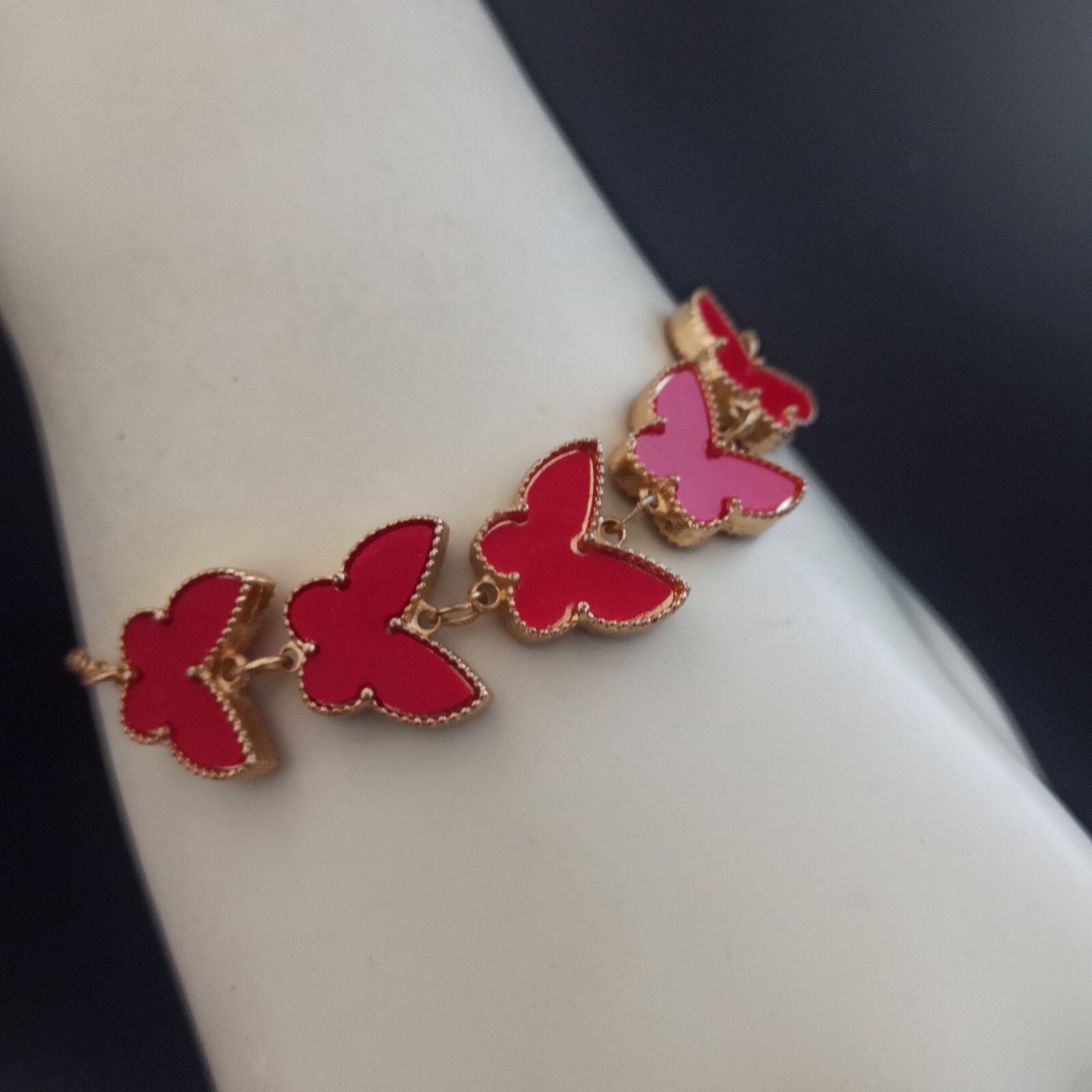 Butterfly Bracelet Red Gold Tone Fashion Signed MINISO Gift Charm Modern Trendy