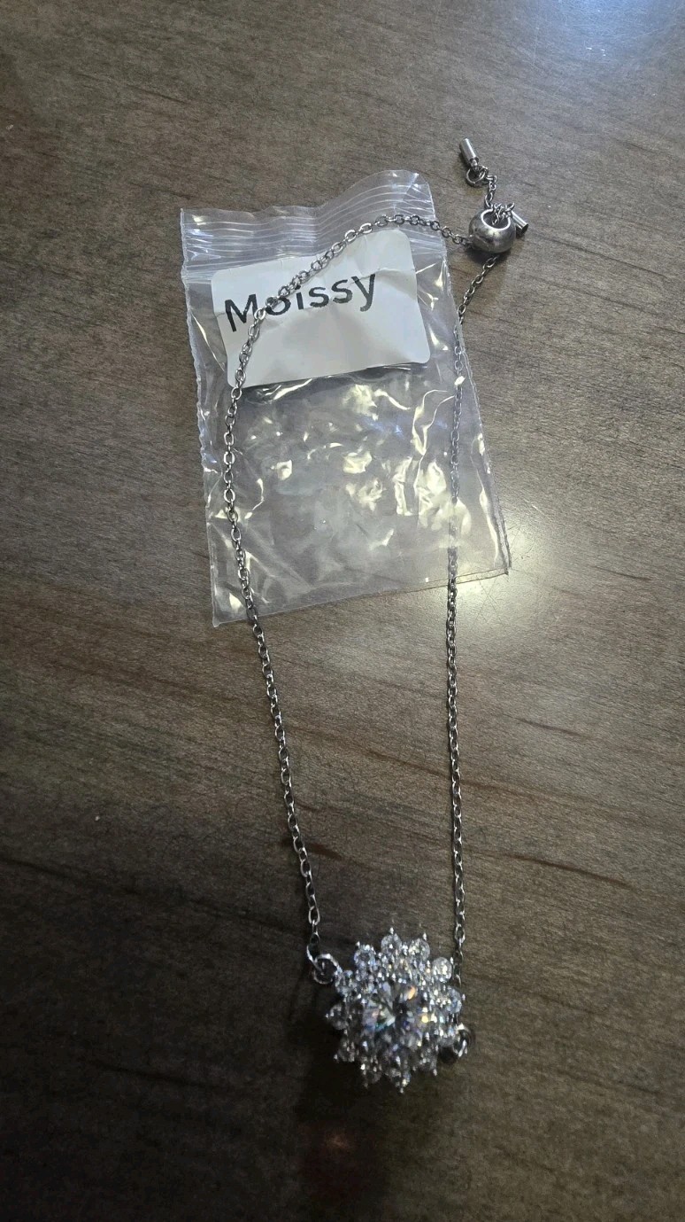 Wholesale Jewelry Lot 22 Pieces- Rings Necklaces Bracelets Etc See Description