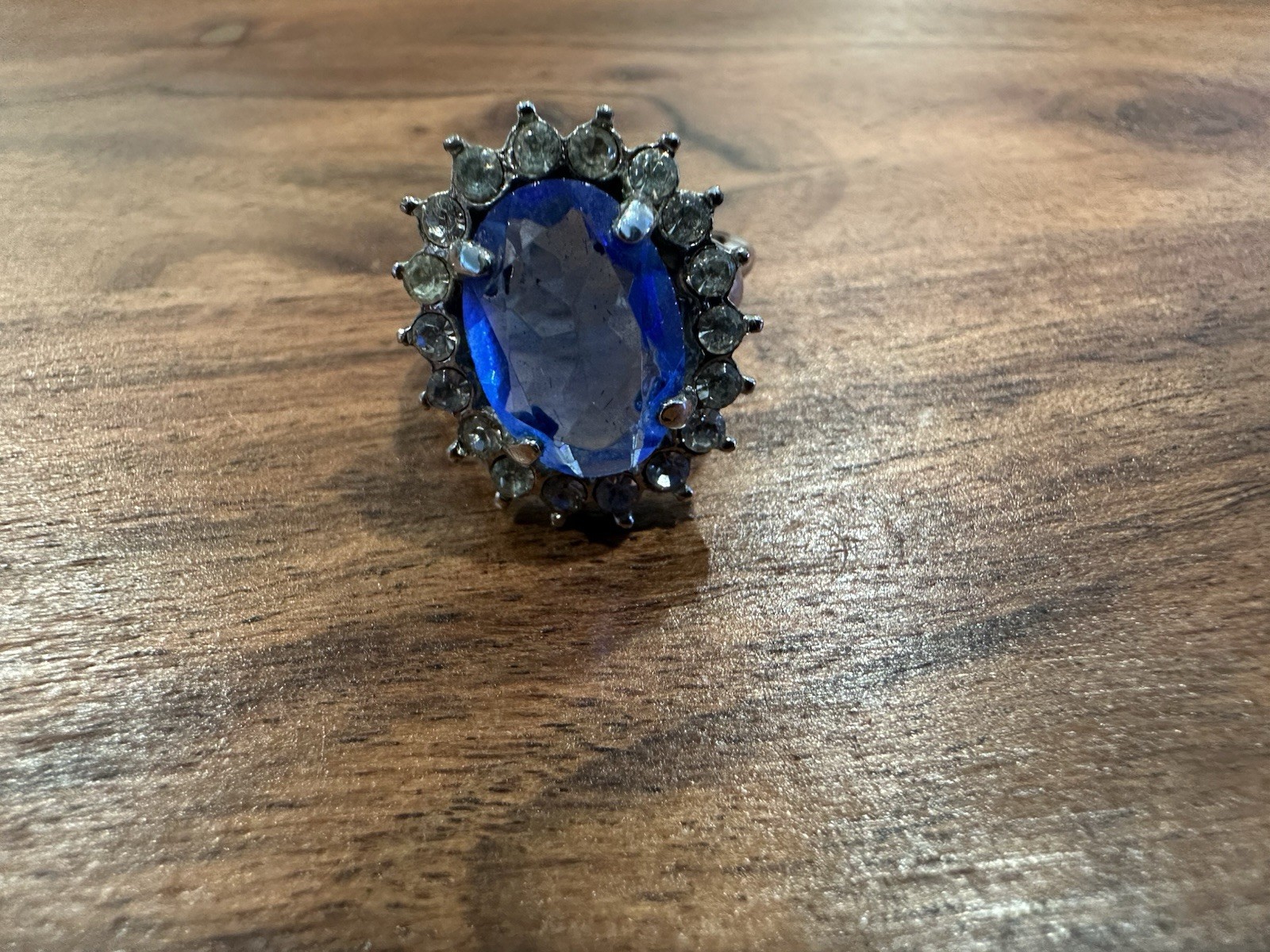Vintage 1972 Avon Signed Blue Oval Crystal Rhinestone Halo Necklace & Ring.