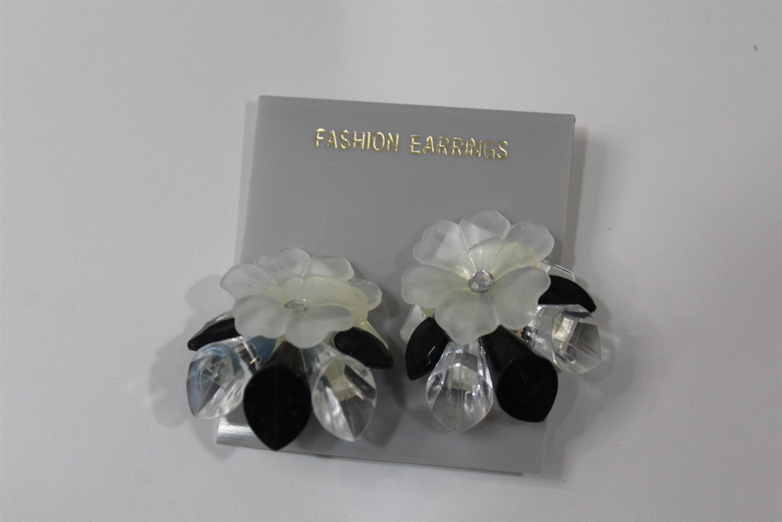 Clip On Earrings Clear & Black Acrylic Floral Design Vintage Retro Style